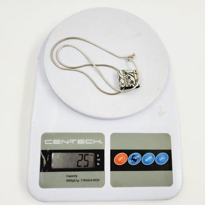 BEAUTIFUL STERLING NECKLACE & PENDANT