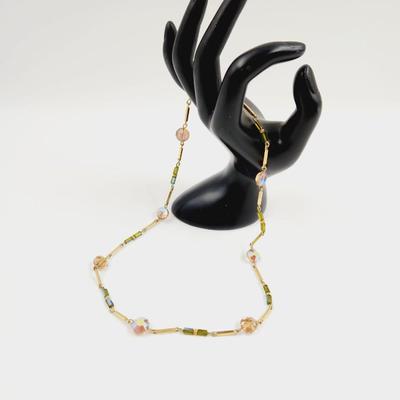 VINTAGE GOLD TONED & CRYSTAL NECKLACE