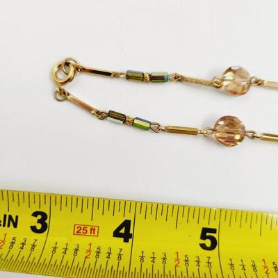 VINTAGE GOLD TONED & CRYSTAL NECKLACE