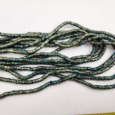 ECLECTIC WOOD BEAD LIQUID NECKLACE