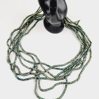 ECLECTIC WOOD BEAD LIQUID NECKLACE