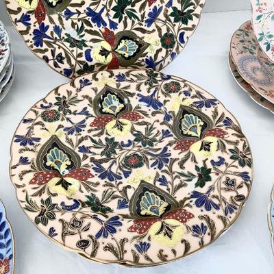 8219 Set of 13 Bavaria Handpainted Plates
