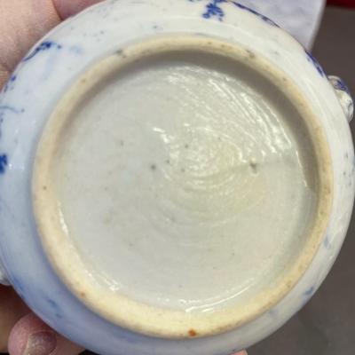 Blue decorative lot