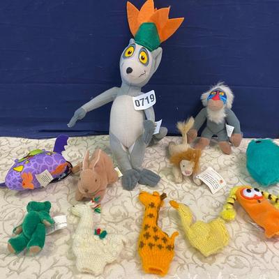 Finger Puppets and Friends