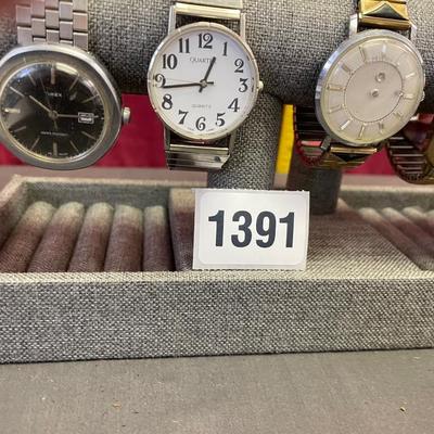 4 watches
