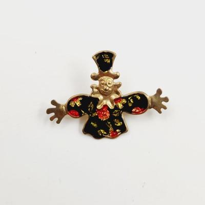 GOLD TONED CLOWN PIN
