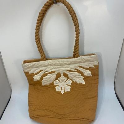 Retro Styled Handbag Purse Quilted Flower Design Rope Handles