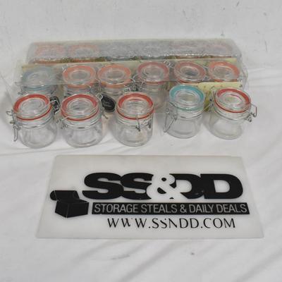 11 Spice Jars with Locking Lids