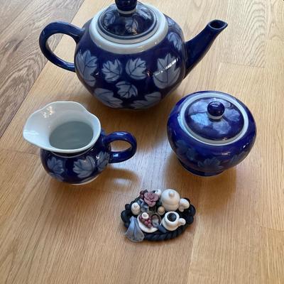 Blue tea set