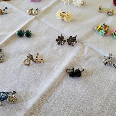 Lot of 32 Vintage Screw-Back and Clip-On Earrings