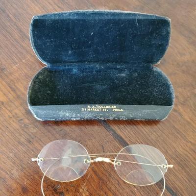 Lot of Vintage & Antique Eyeglasses