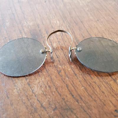 Lot of Vintage & Antique Eyeglasses