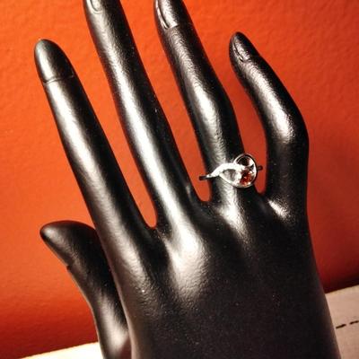 .30ctw Garnet & White Sapphire 925 Sterling Silver Size 6