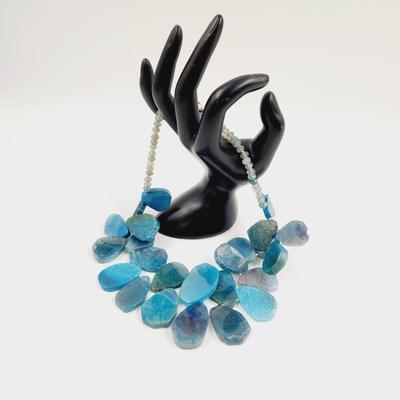 BEAUTIFUL BLUE AGATE GEODE STONE NECKLACE