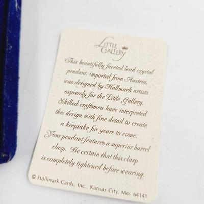 VINTAGE HALLMARK CARDS LITTLE GALLERY LEAD CRYSTAL STAR NECKLACE