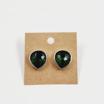 BEAUTIFUL ANNE KLIEN SILVER TONED FAUX EMERALD EARRINGS