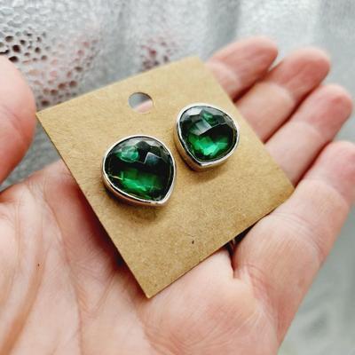 BEAUTIFUL ANNE KLIEN SILVER TONED FAUX EMERALD EARRINGS