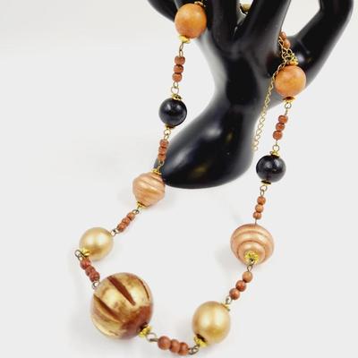 ECLECTIC WOOD & HAND PAINTED NECKLACE