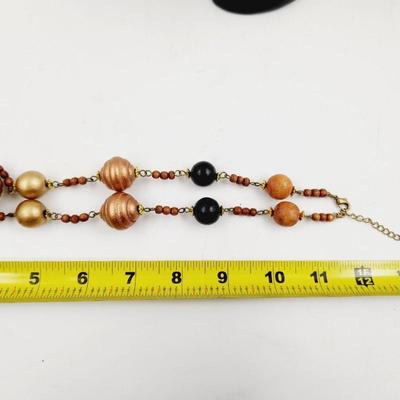 ECLECTIC WOOD & HAND PAINTED NECKLACE