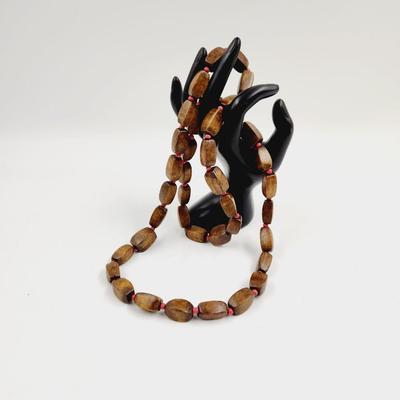VINTAGE DARK WOOD LONG NECKLACE