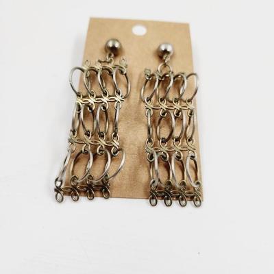 CUTE CHAIN MAIL SILVER TONED EARRINGS