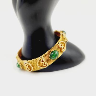 VINTAGE GOLD TONED METAL MESH BUCKLE ADJUSTABLE GREEN JADE BRACELET