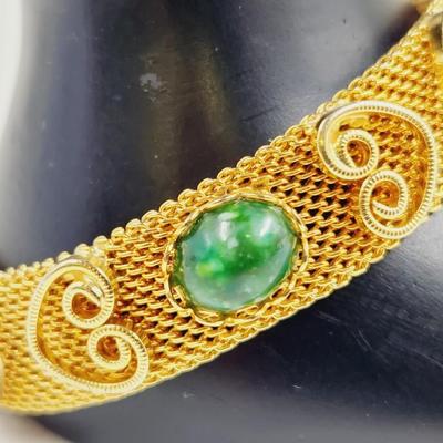 VINTAGE GOLD TONED METAL MESH BUCKLE ADJUSTABLE GREEN JADE BRACELET