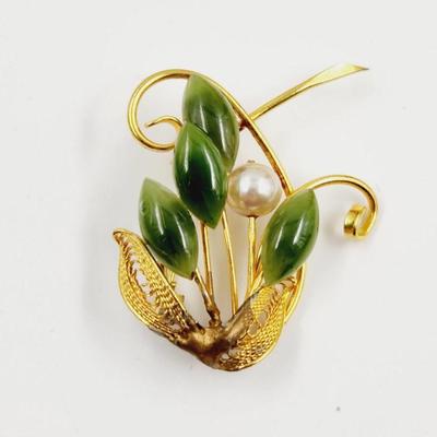 VINTAGE GOLD TONED JADE BOUQUET BROOCH