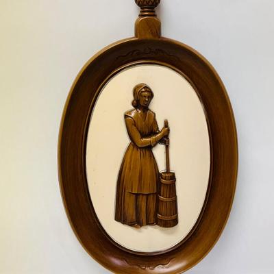 Syroco Wall Plaque Pioneer Pilgrim Woman