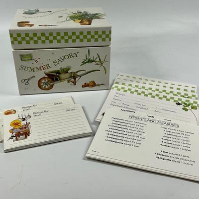 Kitchen Recipe Box with Hinged Lid, includes Recipe Cards