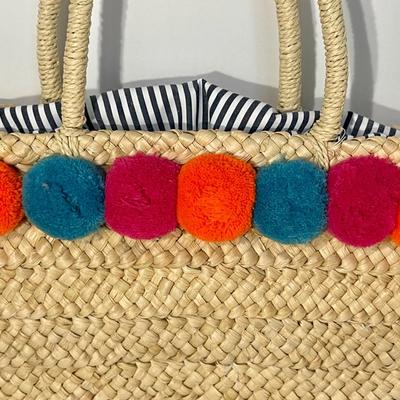 Avon Festive Colorful Rattan Straw Beach Tote Bag Purse