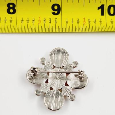 MULTI COLORED FAUX PEARL BROOCH