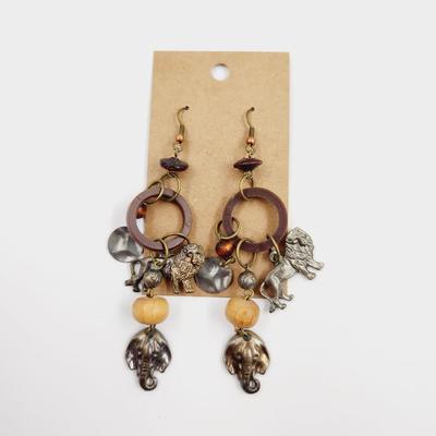 BEAUTIFUL ELEPHANT & LION DANGLE EARRINGS