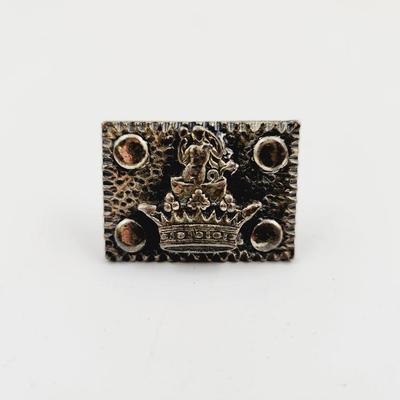 SIGNED VINTAGE SILVER TONED SIGNED CROWN CUFF LINKS