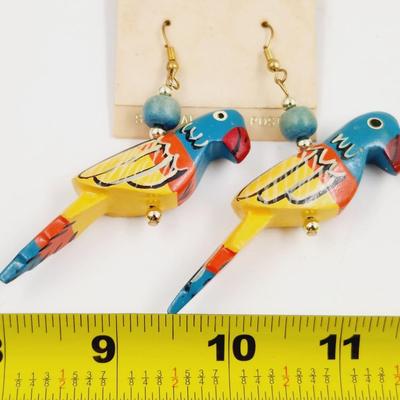 VINTAGE WOODEN HAND PAINTED PARROT EARRINGS