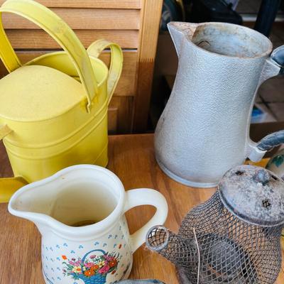Lot of Teapot / Water can decor