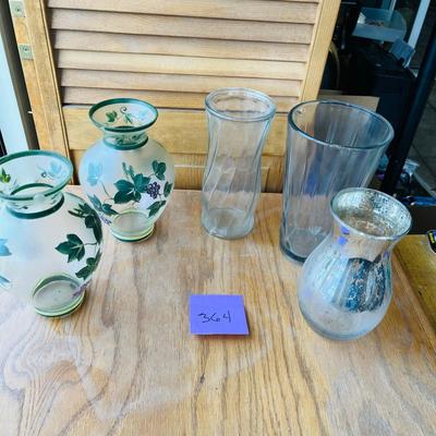 Lot of glass vases