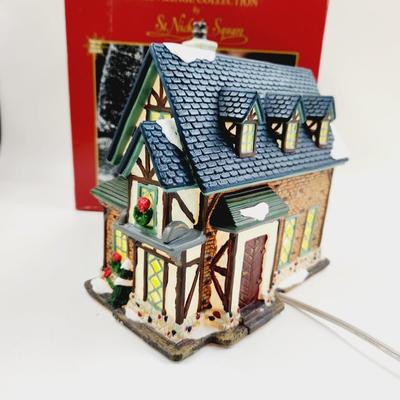 CHRISTMAS ST NICHOLAS SQUARE ELM STREET LIGHT UP HOUSE