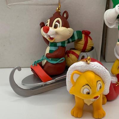 LOT 5 Christmas Magic Disney Ornaments: Oliver, Scrooge & Dale