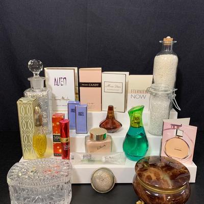 LOT 31R: Perfume Bottles, Alabaster & Crystal Trinket Boxes, Vintage Compact, Perfume bottles & sample packets & More