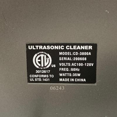 LOT 63R: Ultrasonic Jewelry Cleaner #CD-3800A, Bombay Co. Box, Watch/Bracket Box & Royal Limited Trinket Box