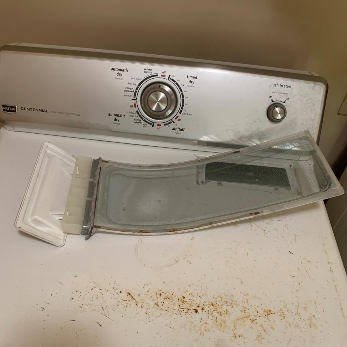 Maytag Centennial Dryer, Model MEDC200XW3 (KHS)