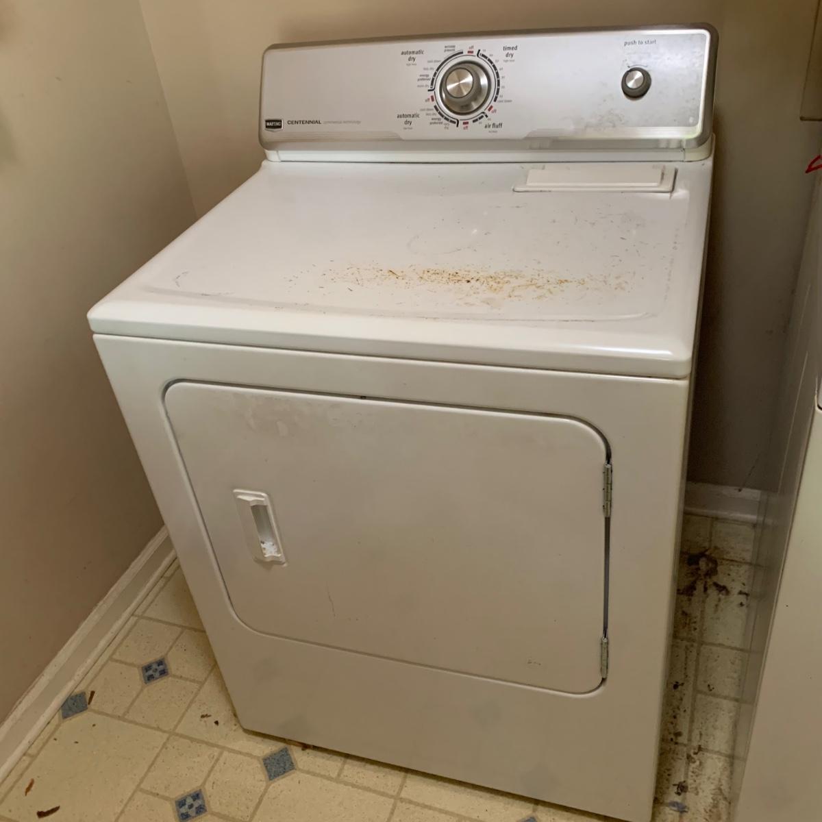 Maytag Centennial Dryer, Model MEDC200XW3 (KHS)