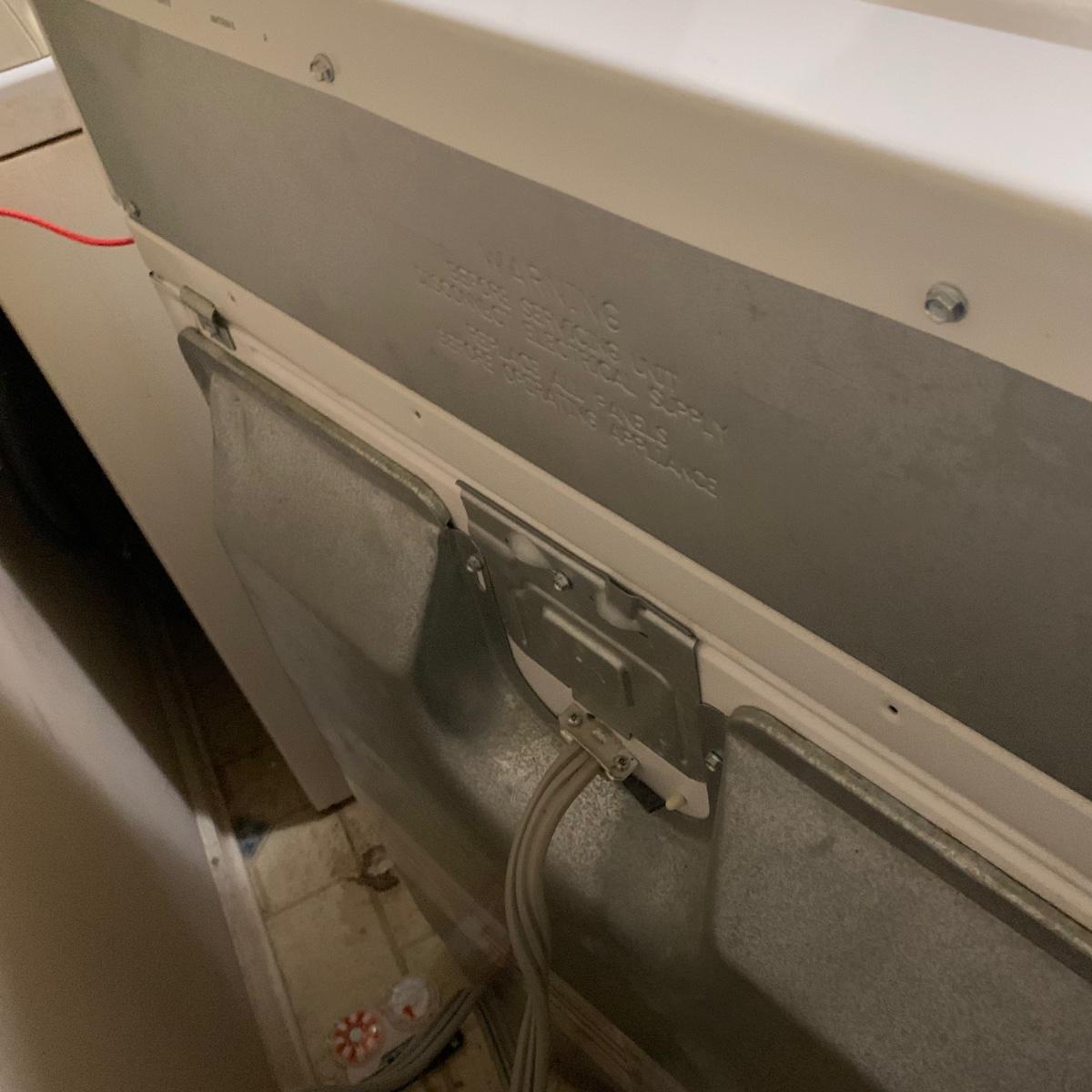 Maytag Centennial Dryer, Model MEDC200XW3 (KHS)