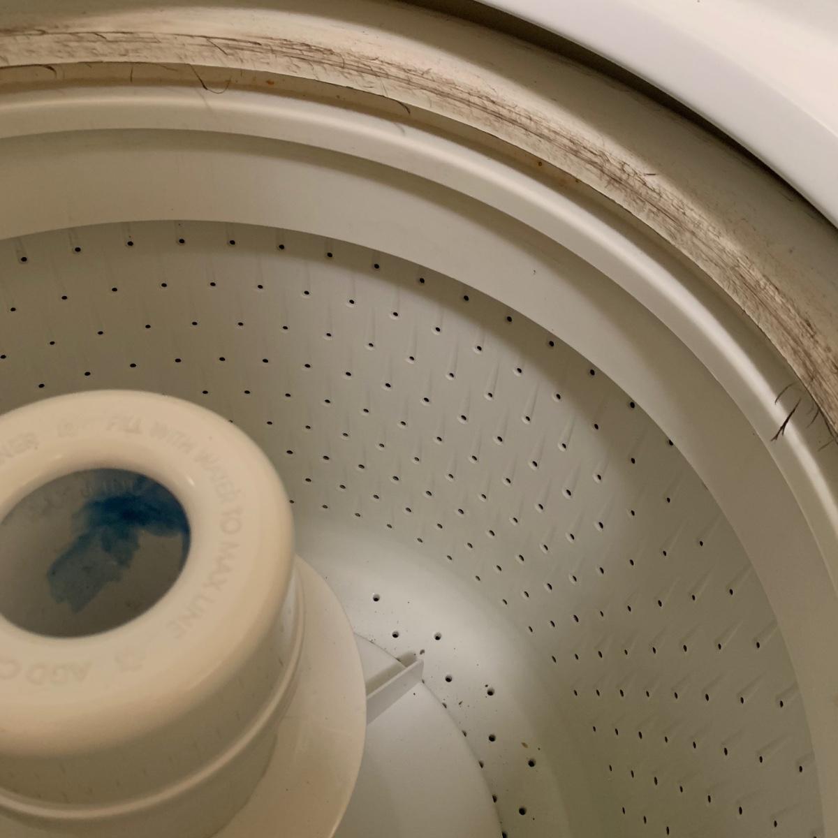 Maytag Performa Washer, Model No. PAVT244AWW (KHS)