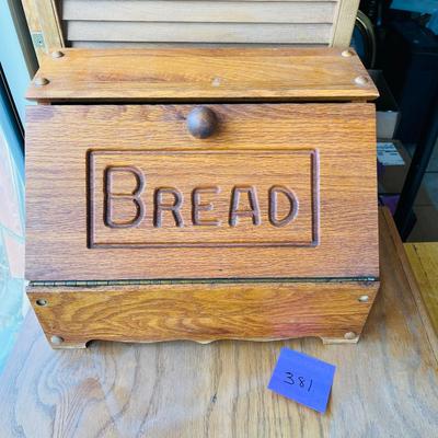 Retro Large bread box