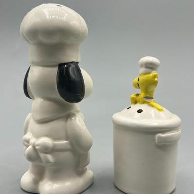 Vintage Peanuts Chef Snoopy & Woodstock Salt & Pepper Shaker Set
