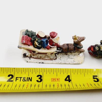 HEAVY CAST IRON SANTAS & SLEIGH CHRISTMAS COLLECTABLES