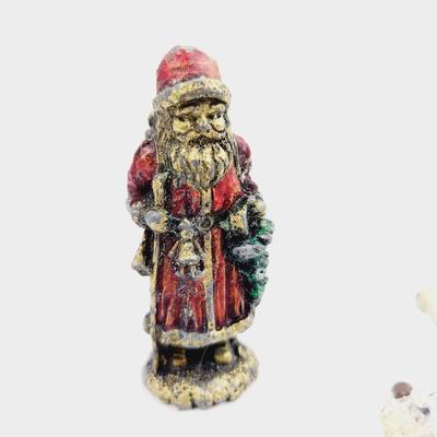 HEAVY CAST IRON SANTAS & SLEIGH CHRISTMAS COLLECTABLES