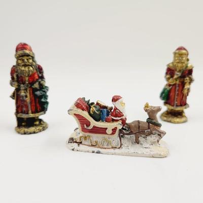 HEAVY CAST IRON SANTAS & SLEIGH CHRISTMAS COLLECTABLES